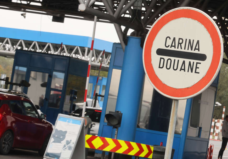 Granična policija zaplijenila arsenal naoružanja, uhapšen državljanin Francuske