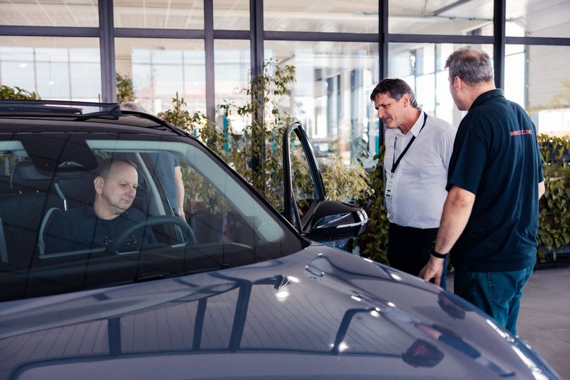 GEELY JE STIGAO U BIJELJINU: Auto centar Nešković postao ovlašćeni prodavac i serviser poznatog svjetskog brenda