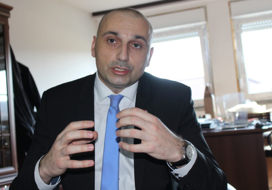 KO IDE KOD BANJCA Pri kraju pregovori sa Babićem i Galićem, sve će se znati u 17 časova
