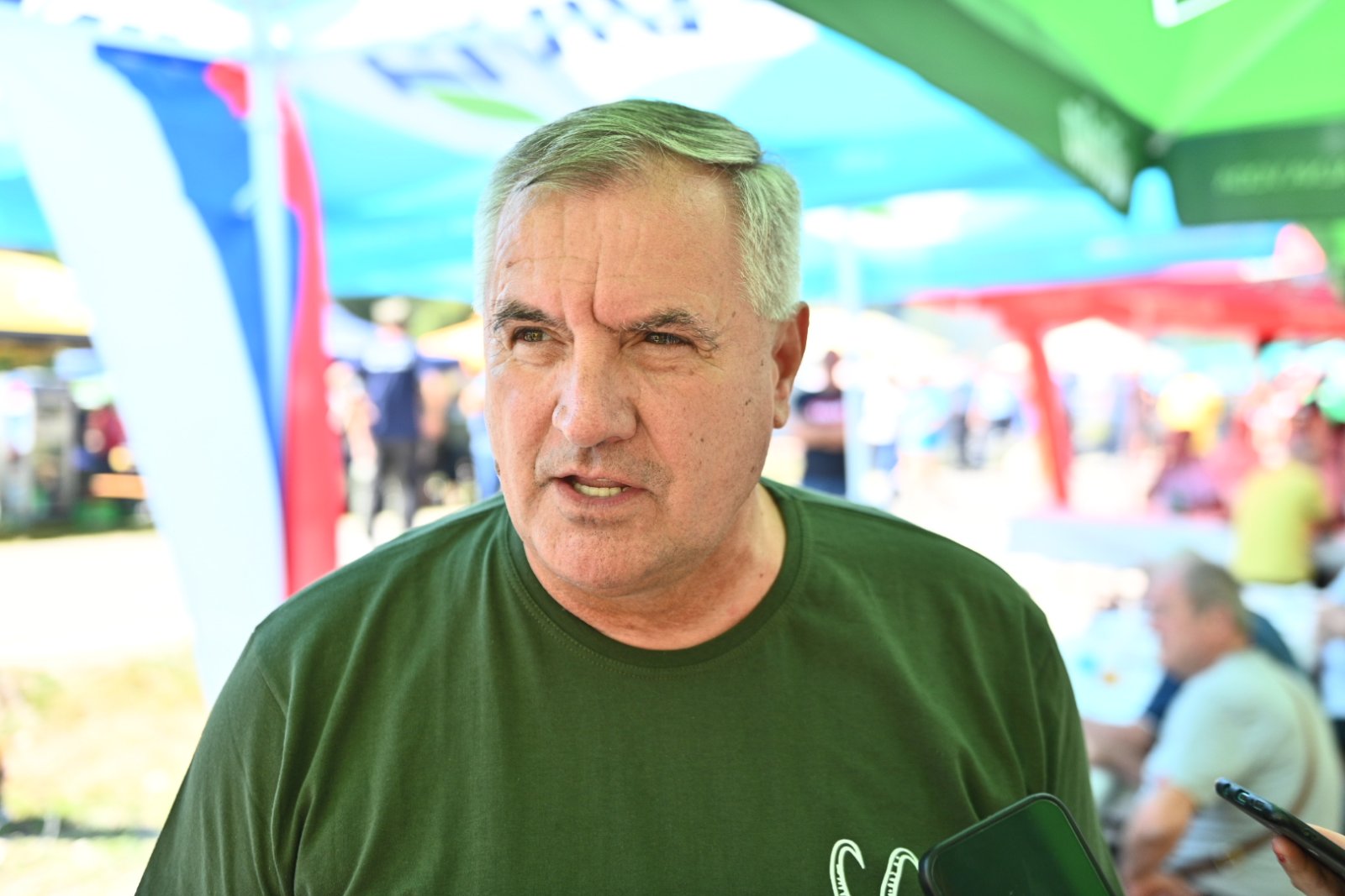 U Milićima se održava treća „Jagnjijada“ – mjesto dobrog druženja, muzike i odlične trpeze! (FOTO)