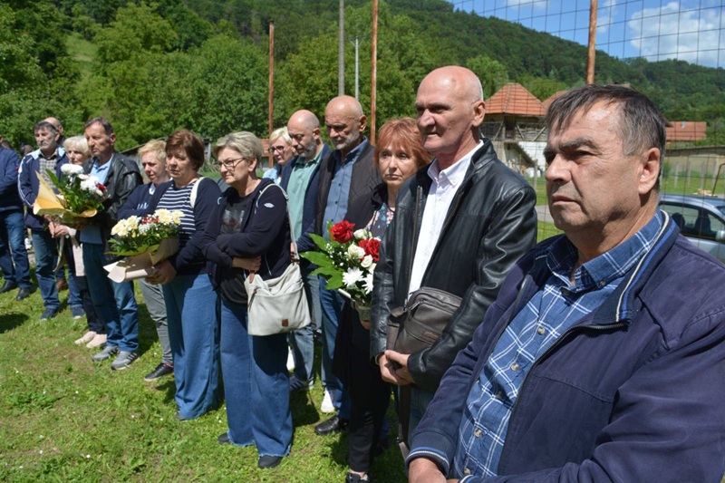 Na Majevici otkrivena spomen-ploča heroju Vojske RS: Kapetan Miroslav Mitrić poginuo na čelu bataljona