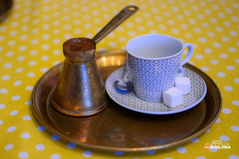 Restoran “Kao nekad” Bijeljina: Gastronomsko iskustvo koje vraća uspomene na ljepša vremena (FOTO)