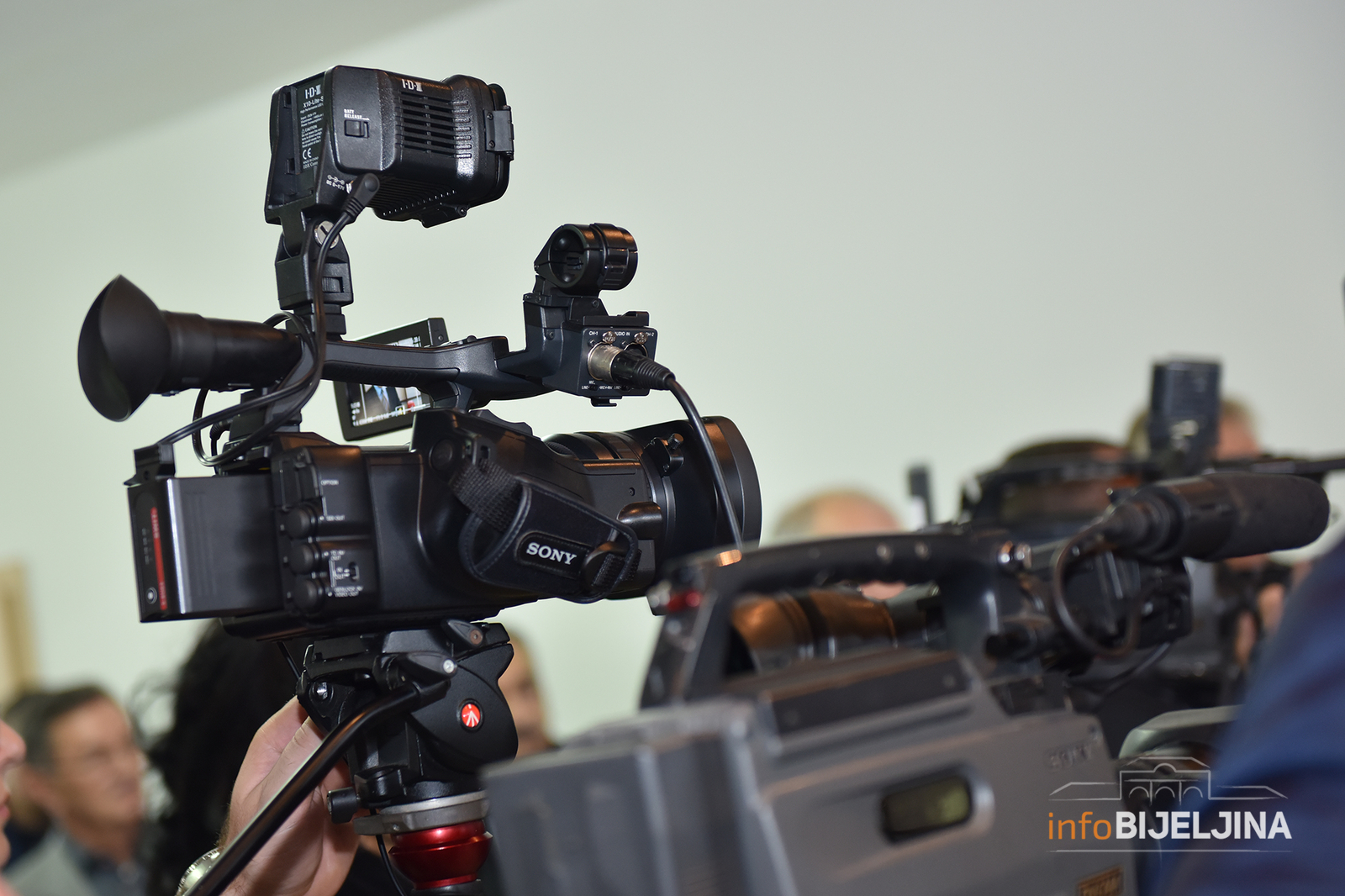 Prije 63 godine u Srbiji počelo emitovanje televizijskog programa