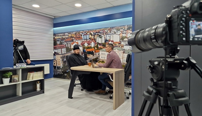 KAFICA - Večeras od 20.30 na YouTube kanalu portala InfoBijeljina