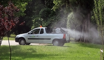 Zaprašivanje komaraca na području Lopara