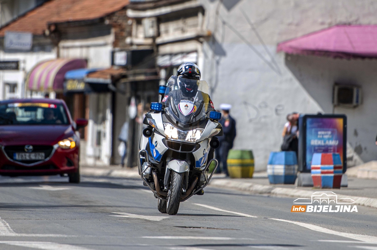 Bijeljina: Policija kaznila 11 maturanata