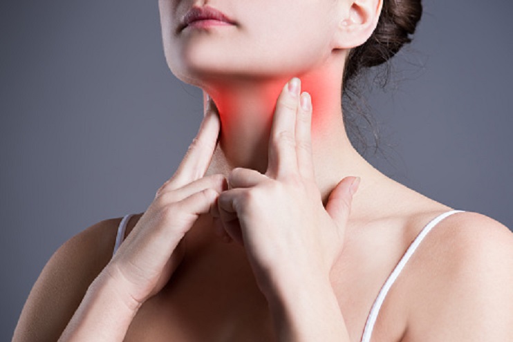 Sedam prirodnih načina kako umiriti grlo preko noći