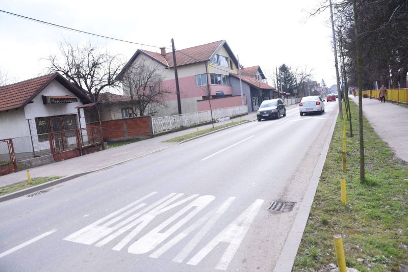 Stanovnici Galca: Ugrožena bezbjednost djece, Gradska uprava ne odgovara na zahtjeve (FOTO)