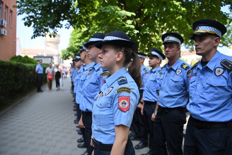 Bijeljina: Policajci stigli pred sud (FOTO; VIDEO)