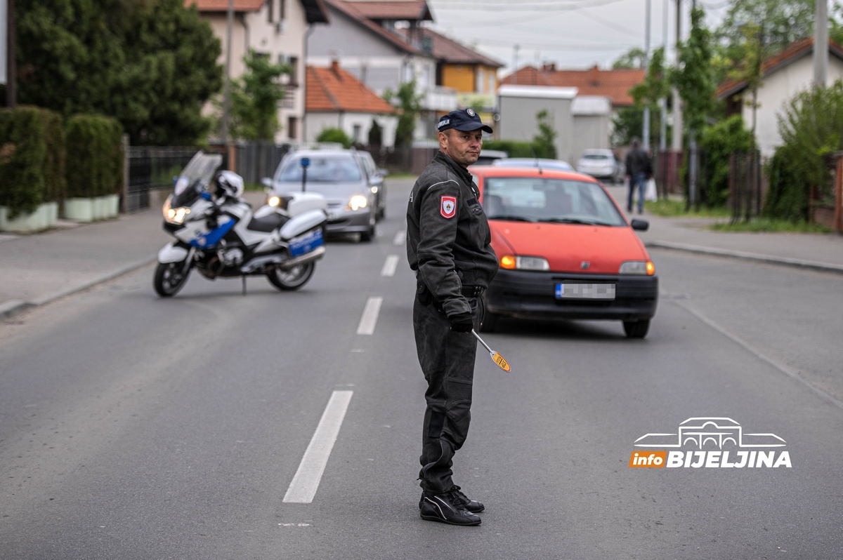 Nezgoda u Bijeljini, automobilom udario dijete (FOTO)