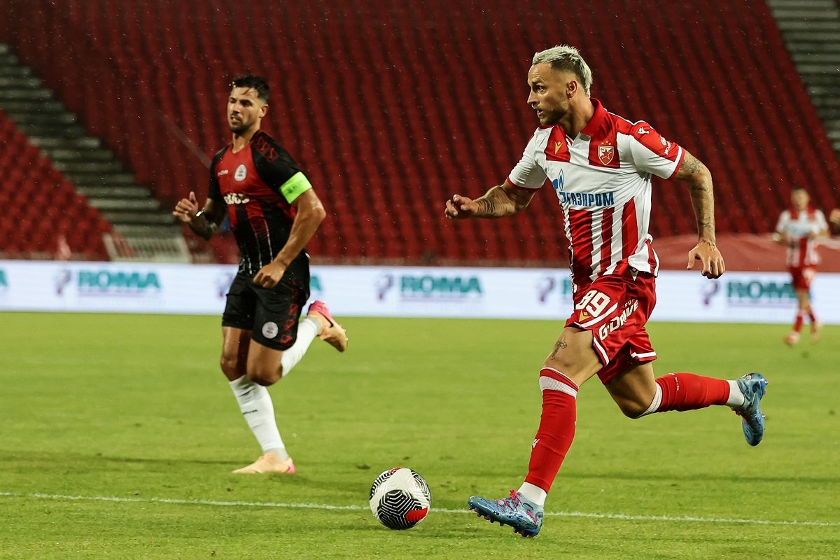 Arnautović napušta Beograd