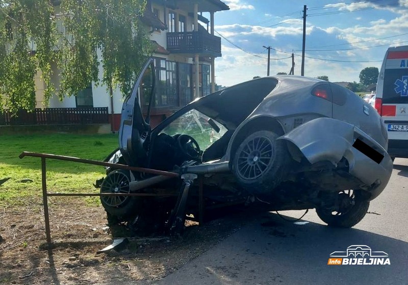 Udes kod Bijeljine, intervenisali vatrogasci i Hitna (FOTO)