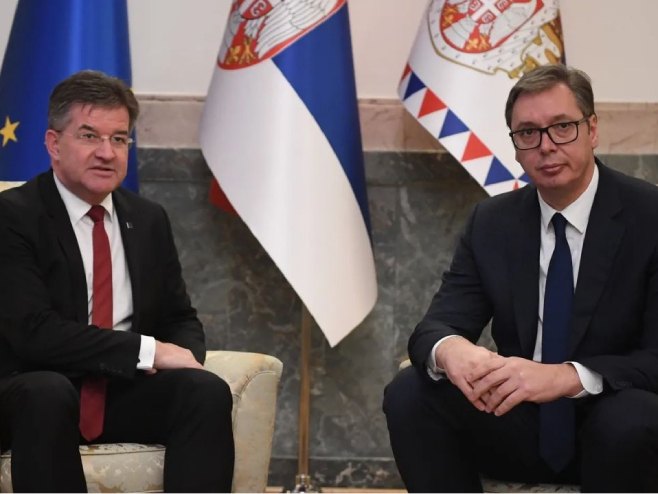 Lajčak-Vučić: Nastavak borbe za očuvanje zemlje i srpski narod