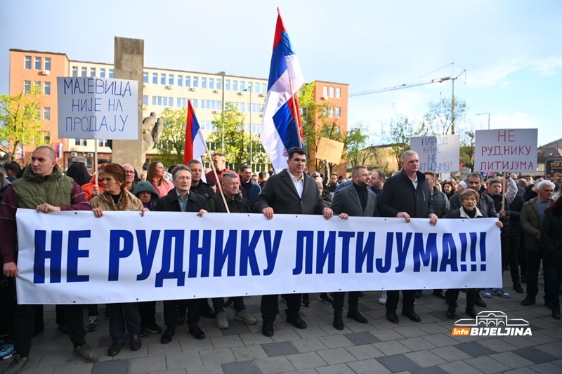 Rado Savić i delegacija iz Lopara stigli u Bijeljinu: 