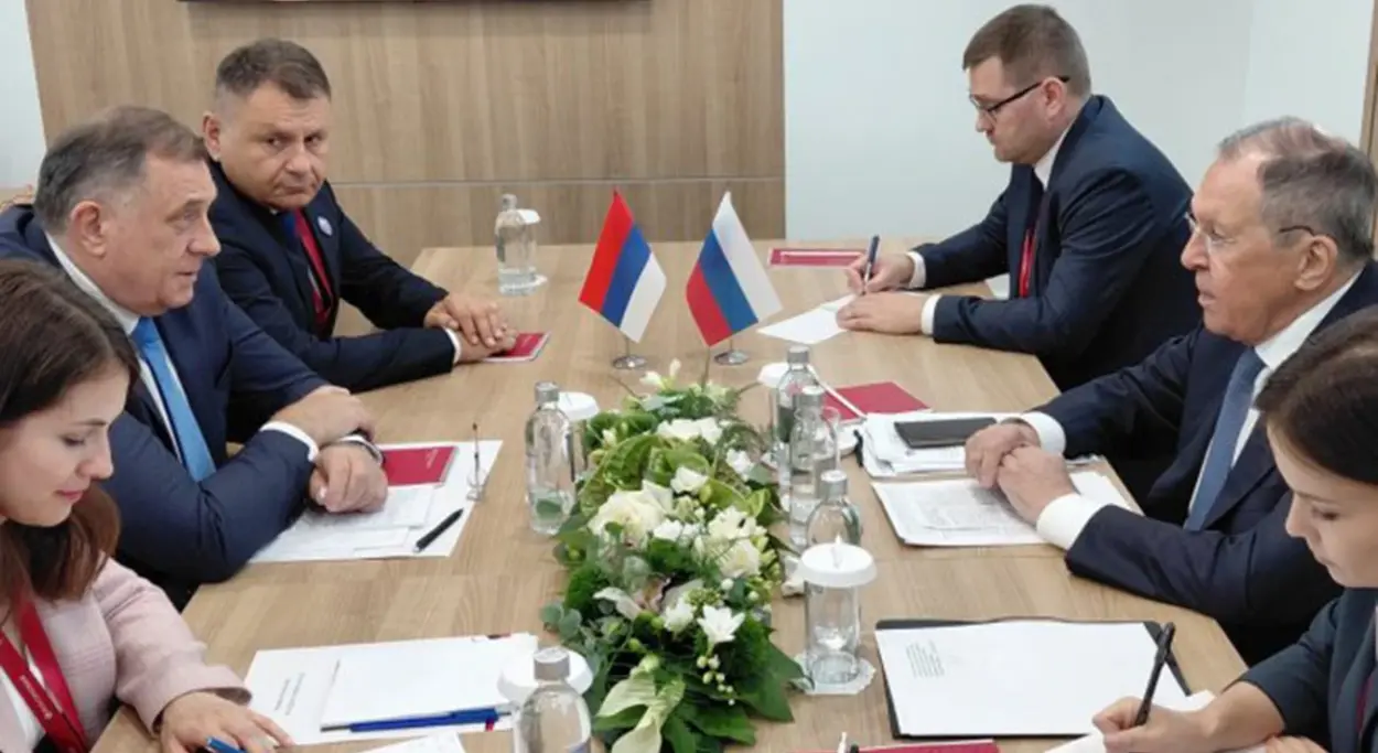 Dodik sa Lavrovom u Sankt Peterburgu