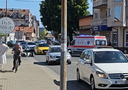 Sudar motocikla i auta u Bijeljini, intervenisala i Hitna (FOTO)