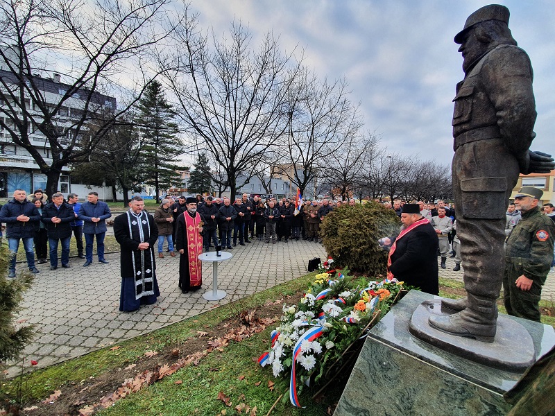 Ugljevik: Obilježeno 19 godina od smrti vojvode Mande
