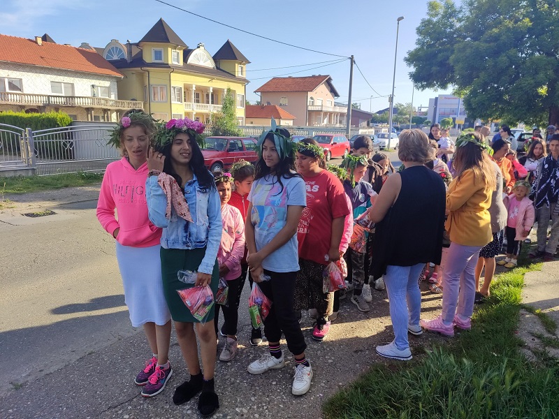 Romi u Bijeljini obilježili Đurđevdan i dolazak proljeća (FOTO)