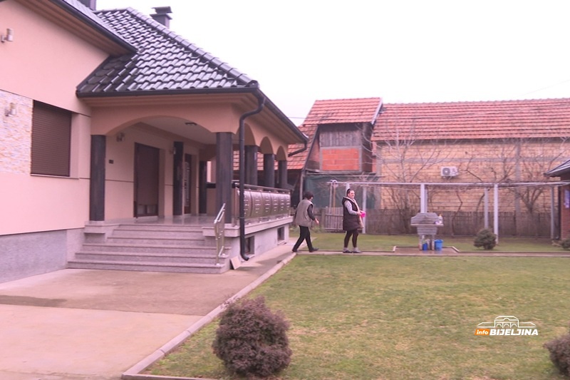 Semberac Predrag Ivanović se od djetinjstva odlučio za selo: “Ne kajem se što nisam studirao, ne sanjam o bogatstvu” /FOTO/