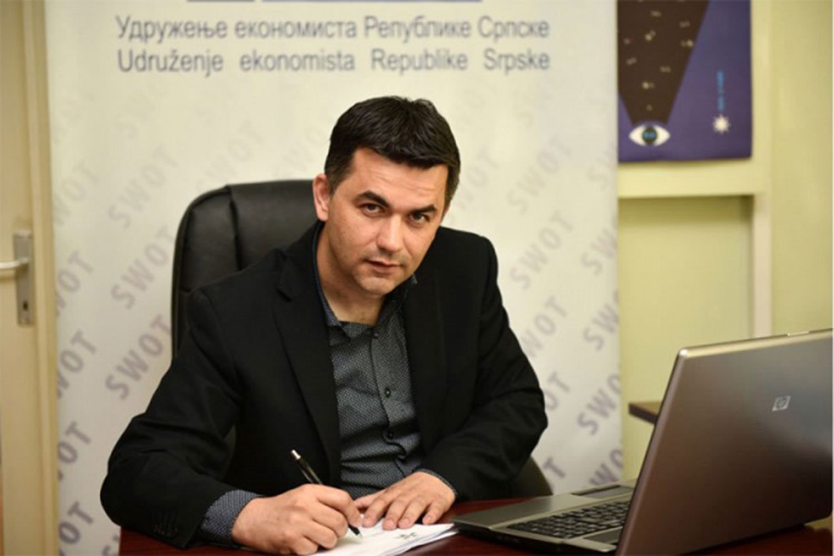 Grabovac: I najmanje povećanje minimalca u nekim branšama gasilo bi firme