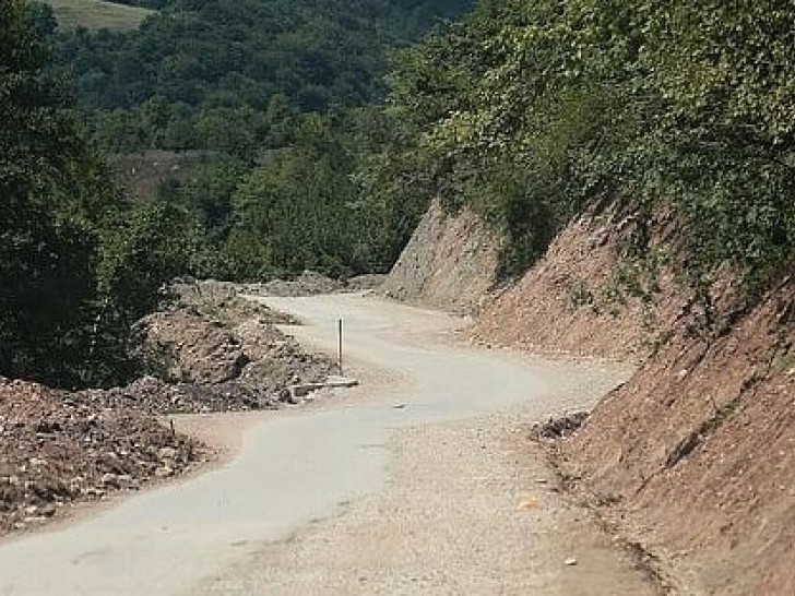 Obezbijeđena kompletna sredstva za put Foča-Šćepan Polje