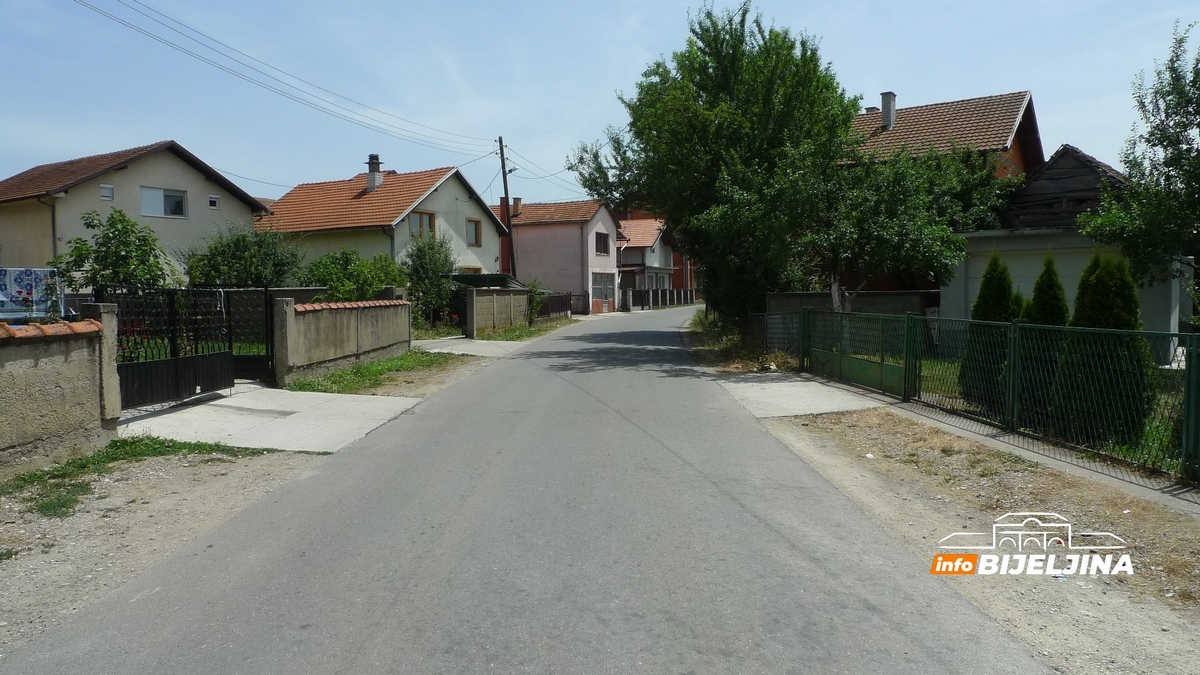 MZ Bogdanovići: Četrdesetak septičkih jama nije obuhvaćeno novom kanalizacijom (FOTO)