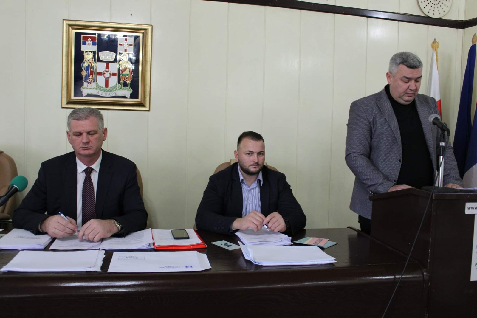 Lopare: Usvojen rebalans i budžet, prihvaćena inicijativa za uređenje spomen kompleksa „Vukosavci“