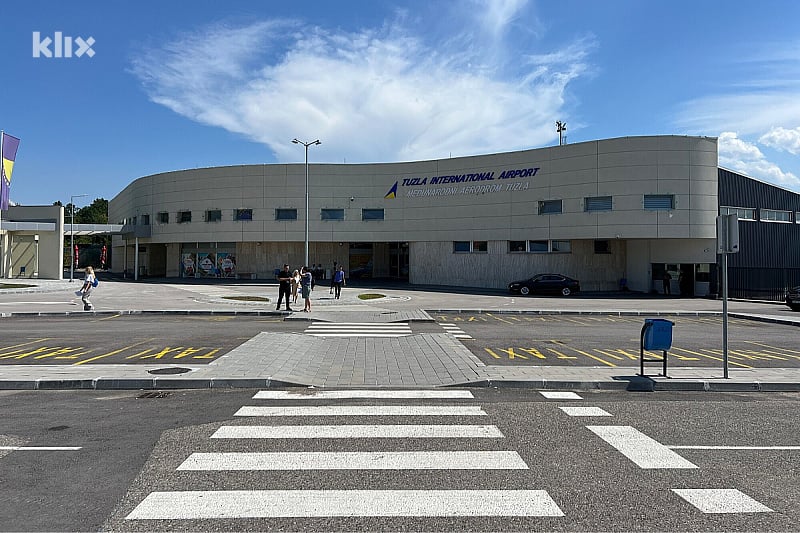 Uvode direktan let iz Tuzle za Cirih