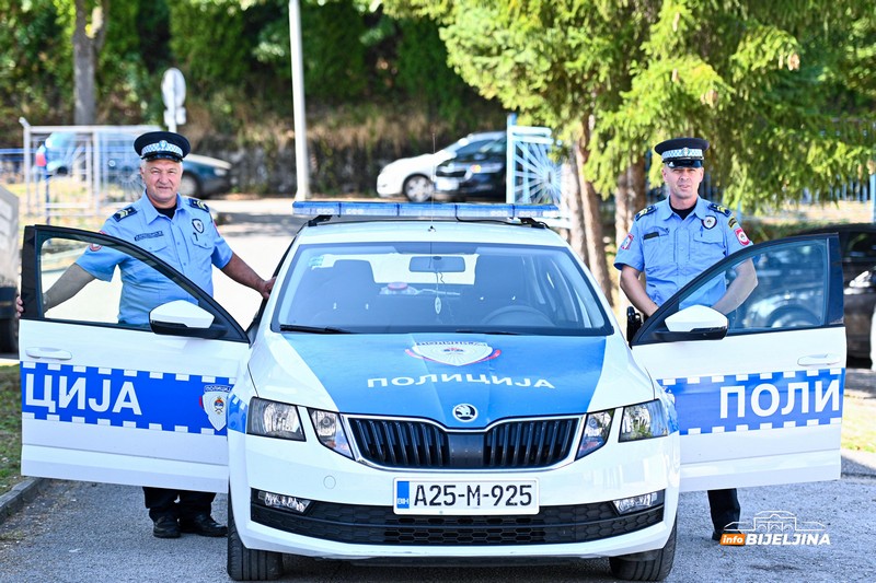 Policajac Muhamed Karasuljić već 22 godine na raspolaganju mještanima Lopara (FOTO)