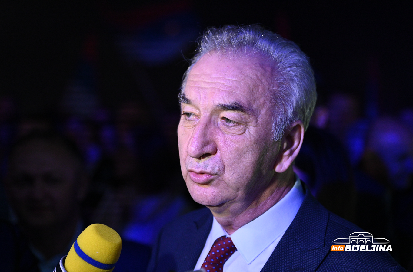 Šaroviću iz Beograda sugerisano da se ne kandiduje, nije poslušao