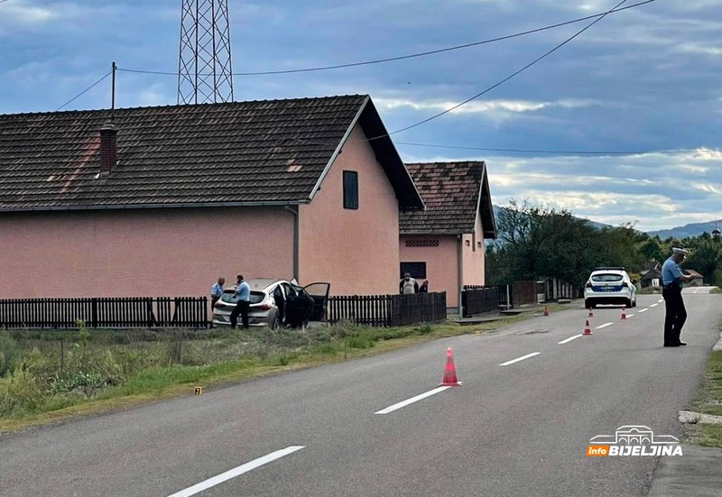Teška saobraćajna nesreća u Bijeljini: Vozač poginuo, suvozač povrijeđen (FOTO)