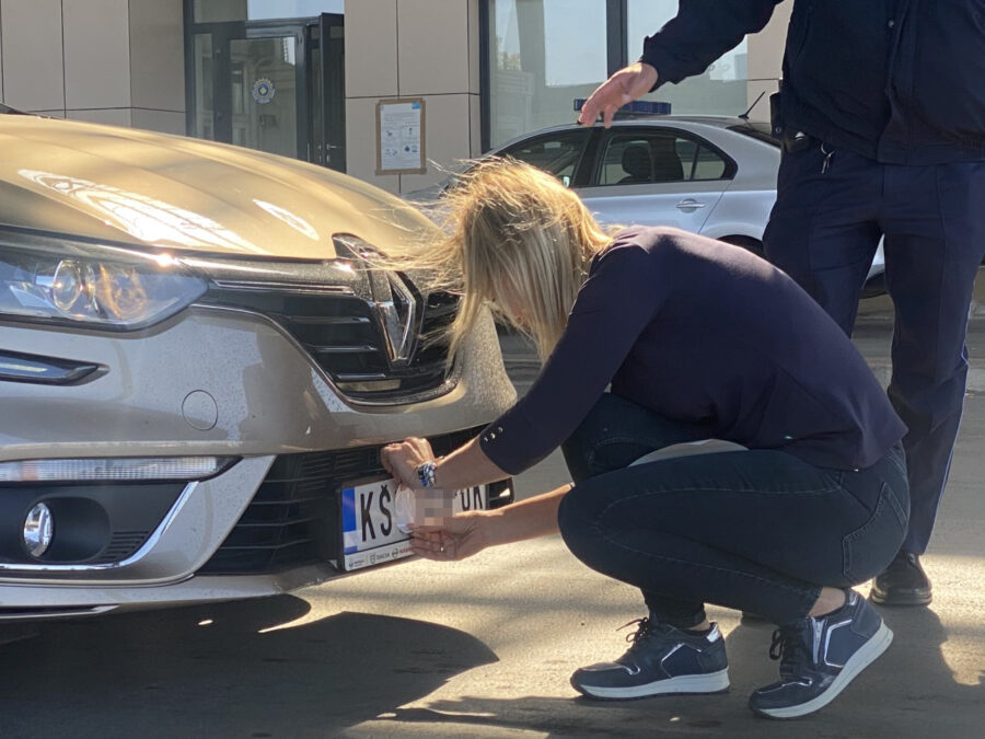 SAD pozvale Kosovo da produži rok za zamjene tablica, Srpska lista prijeti