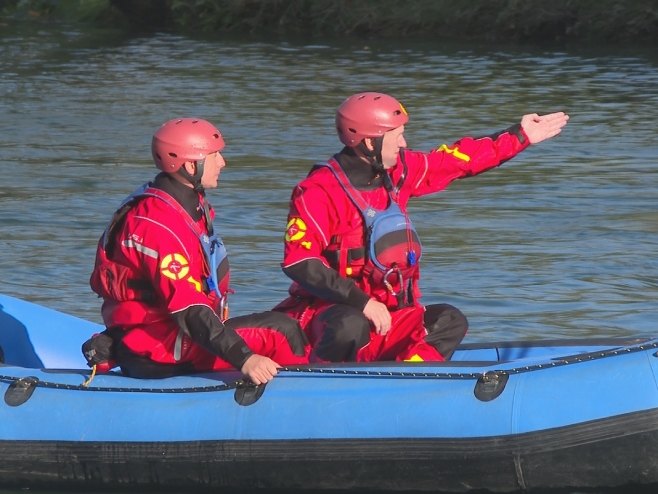 Јedinice za spasavanje na vodi i pod vodom i dalje u pripravnosti