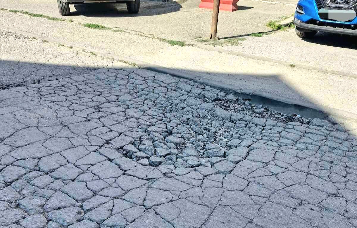 Bijeljinci traže rješenje problema: “Ulicu nam uništili, niko za sobom ne popravlja” (FOTO)