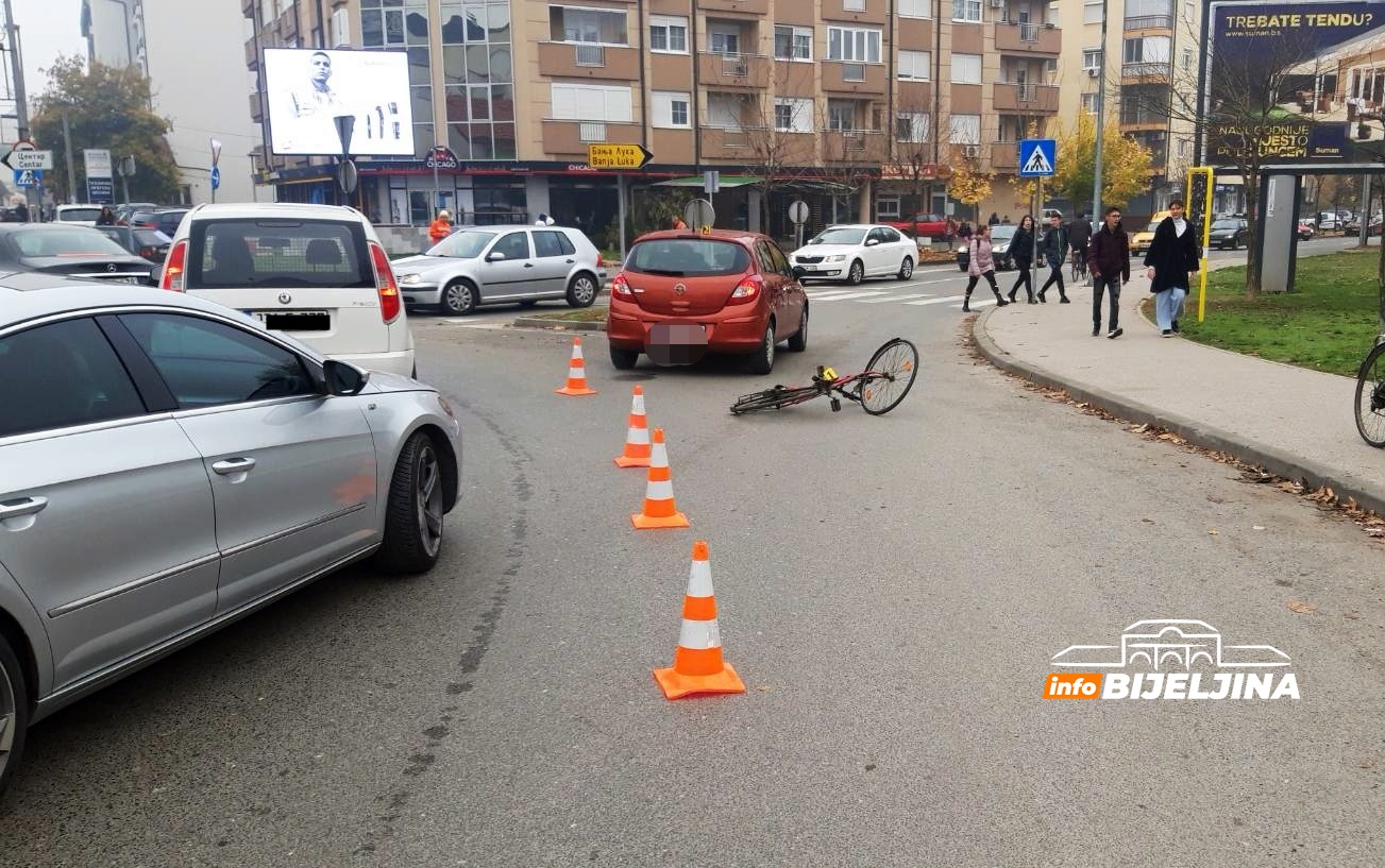 Nezgoda u Bijeljini, povrijeđen biciklista (FOTO) 