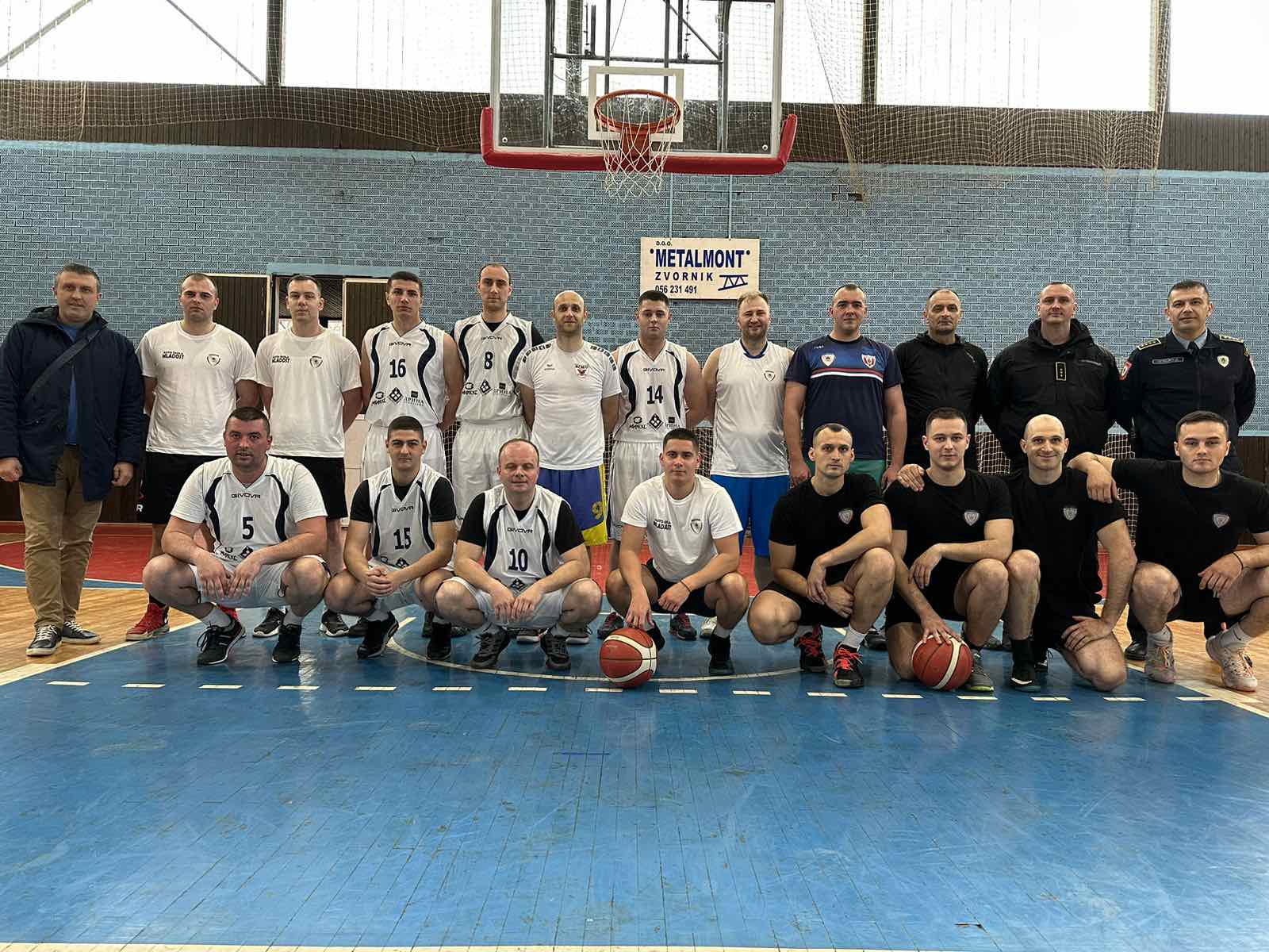 PU Zvornik organizovala turnir u košarci povodom Dana policije Republike Srpske (FOTO)