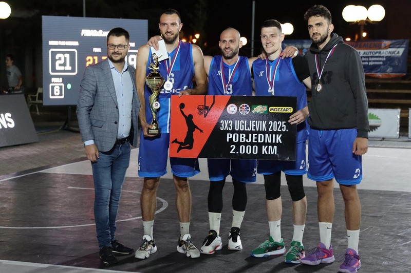 Opština Ugljevik podržala turnir u basketu (FOTO)