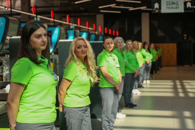 Više od 9.000 uposlenika Bingo Group, u preko 230 trgovina i 11 proizvodnih kompanija stalo sa radom 