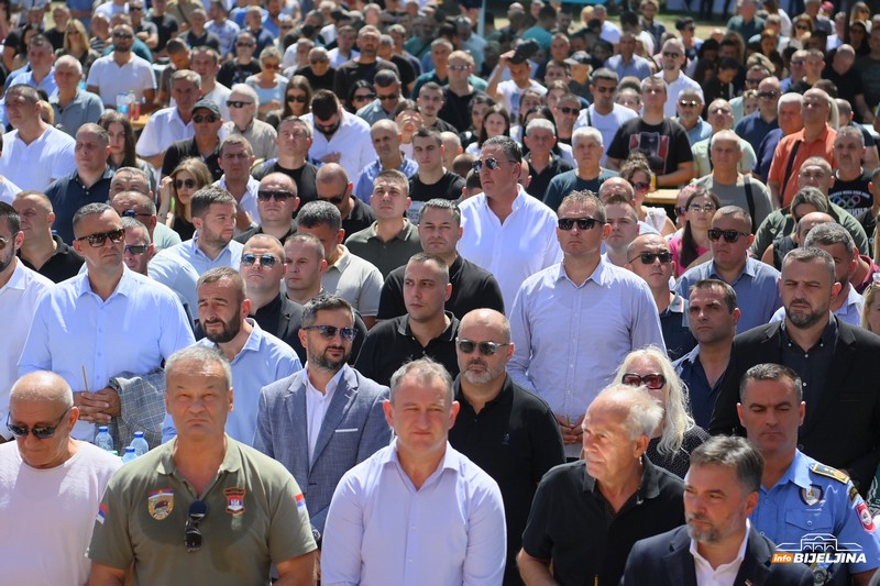 Sabor boraca u Han Pijesku: Minić pozvao na slogu i jedinstvo Srba (FOTO)