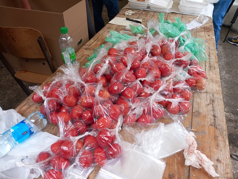 Bijeljina: Pripremili 330 posnih obroka za socijalno ugrožene (FOTO)