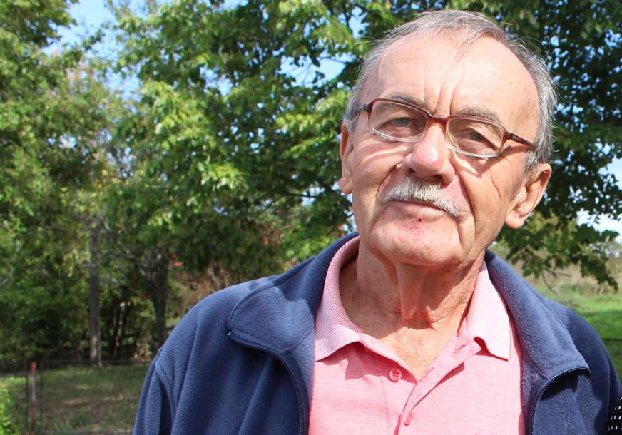 U školi bilo 140 učenika, sada nema nikoga: Dragutin Šmitran, bivši učitelj iz Grbavaca pod Kozarom