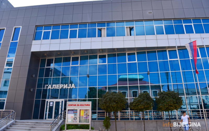 Izložba skulptura Matije Radovića u CZK 