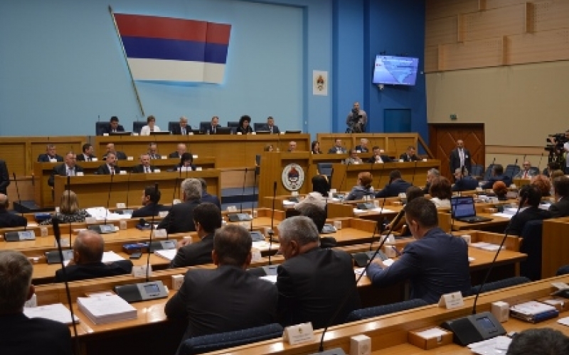 MILIONERI SAMO MEĐU POLITIČARIMA: Većina bogataša u BiH zauzima važne javne funkcije na vlasti