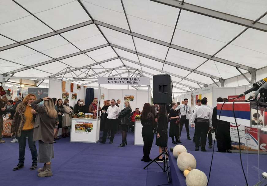 „INTERAGRO 2021“ U Bijeljini otvoren Međunarodni sajam poljoprivrede, lova i ribolova