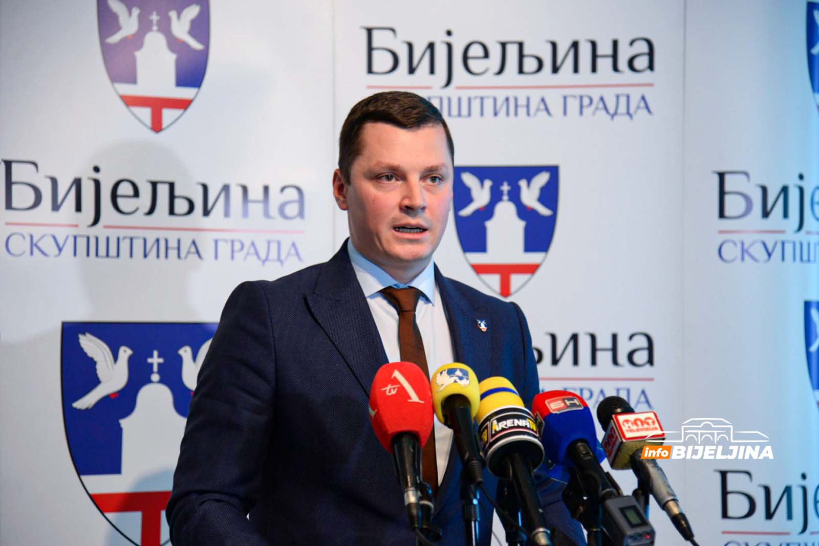 BIJELJINSKI ODBORNICI ZA INFOBIJELJINA Aleksandar Đurđević (SNSD): Bitno je po isteku mandata iza sebe vidjeti konkretne rezultate svog rada