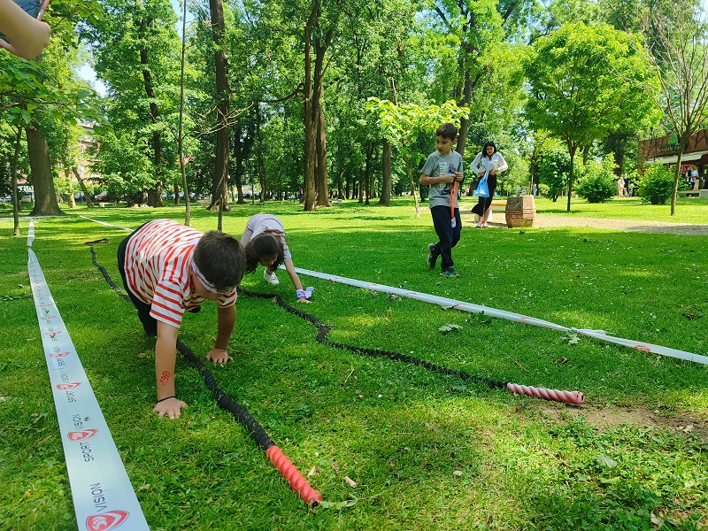 Mladi Bijeljinci oduševljeni trkom sa preprekama (FOTO)