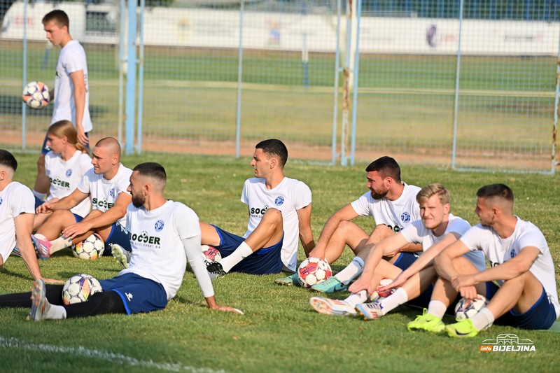 Ćorić: FK “Radnik“ gradi stabilnost i ozbiljnost – spremni za novu sezonu (FOTO)