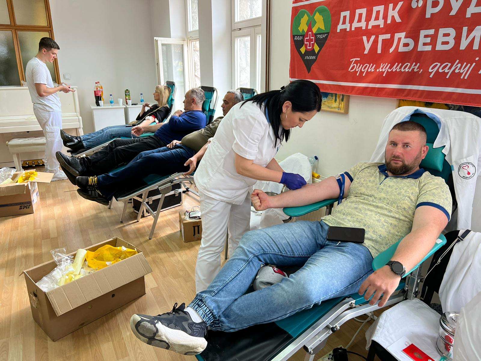 Majevički volonteri podržali akciju dobrovoljnog davanja krvi u Ugljeviku
