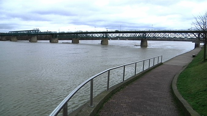 Brčko: Obustavljen saobraćaj za sva vozila na mostu na Savi