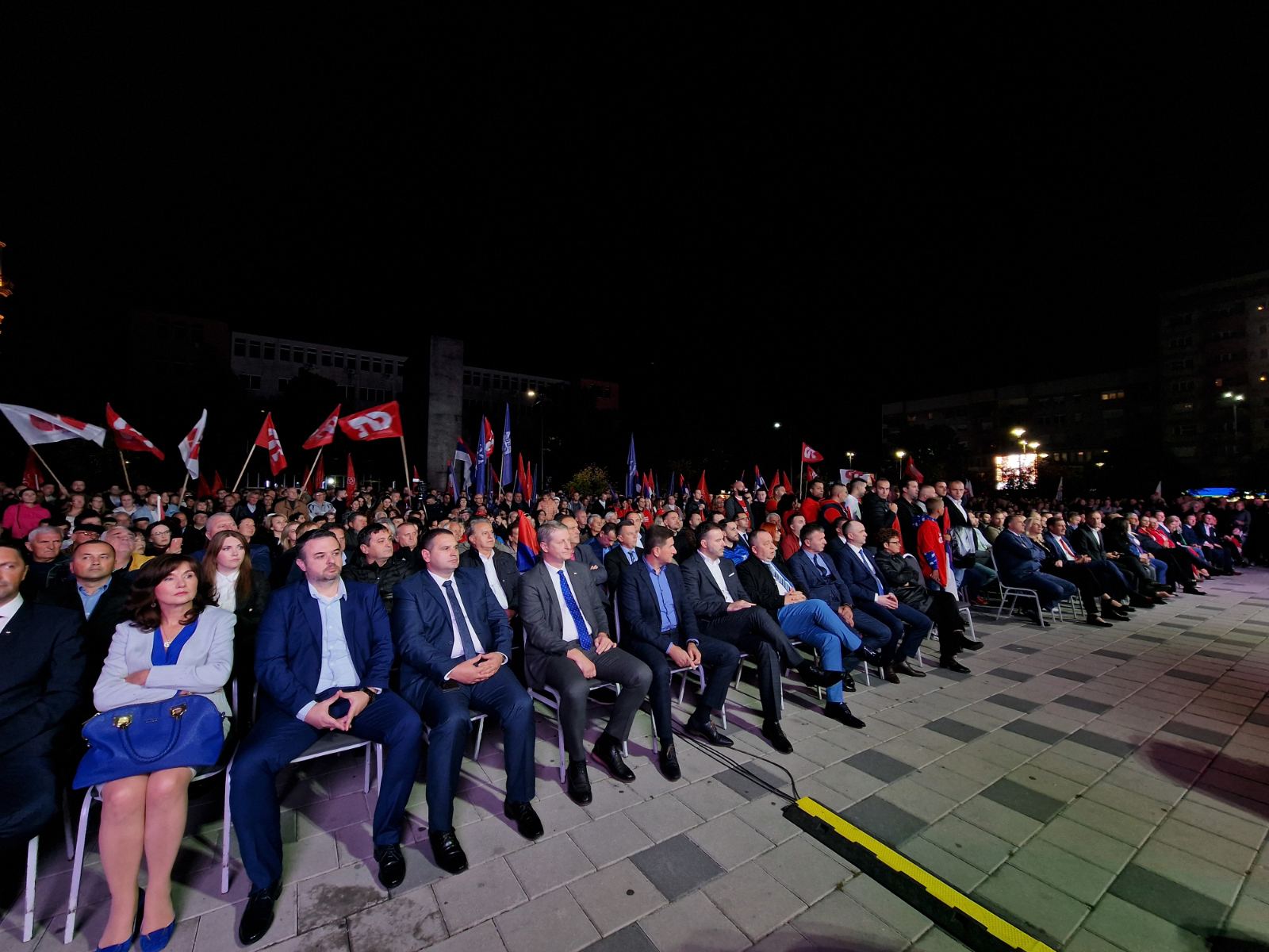 PRILIKA DA IZABEREMO NAJBOLJE Skup u Bijeljini pokazuje snagu i jedinstvo koalicije